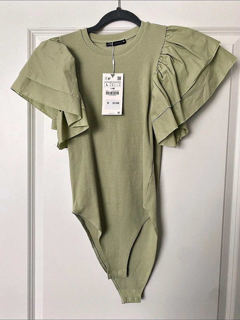 NWT Zara Ruffle Sleeve Ribbed Bodysuit Green Large